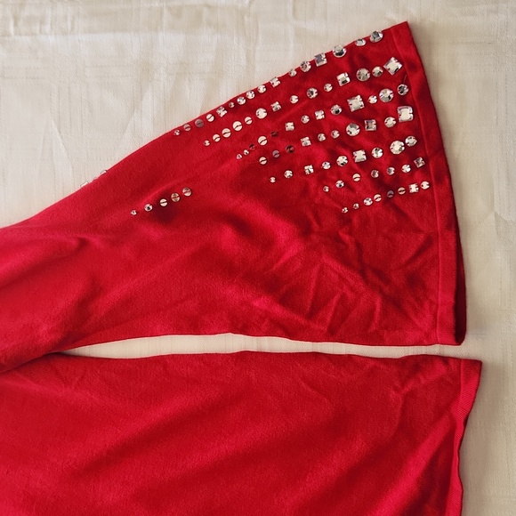 NWT INC. International Concepts red top - Picture 4 of 6